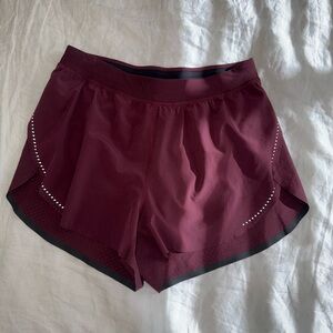 Lululemon Fast and Free High-Rise Classic-Fit Split Short 3"